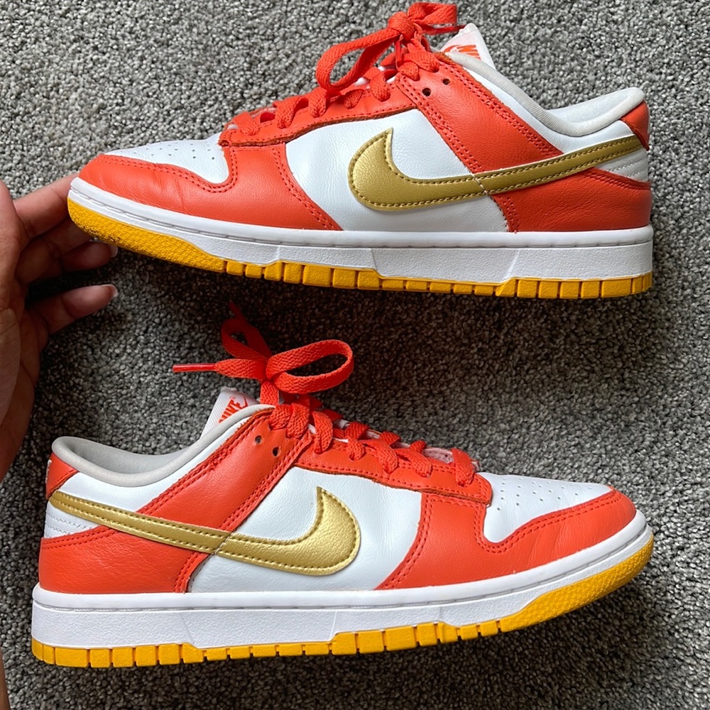 Nike dunks low